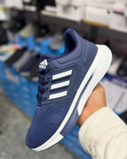 Chaussures de course Adidas EQ21