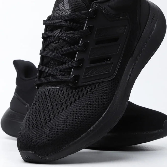 Chaussures de course Adidas EQ21