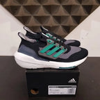 Adidas Ultraboost 21